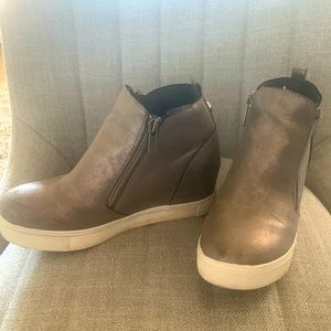 Steve Madden wedge tennis shoes